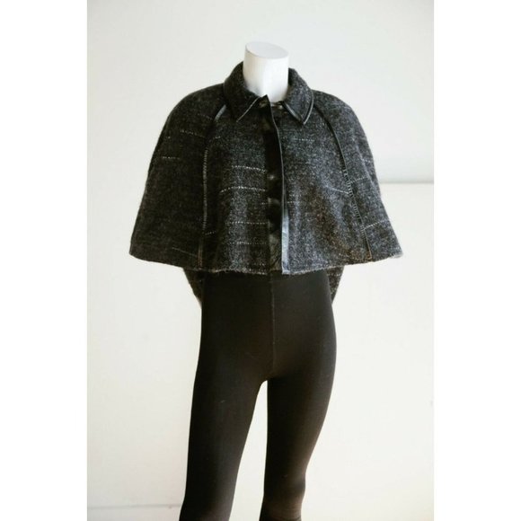 Adam Pluserve by Adam Lippes Dark grey Wool Blend Cape Jacket 8 - Picture 2 of 9